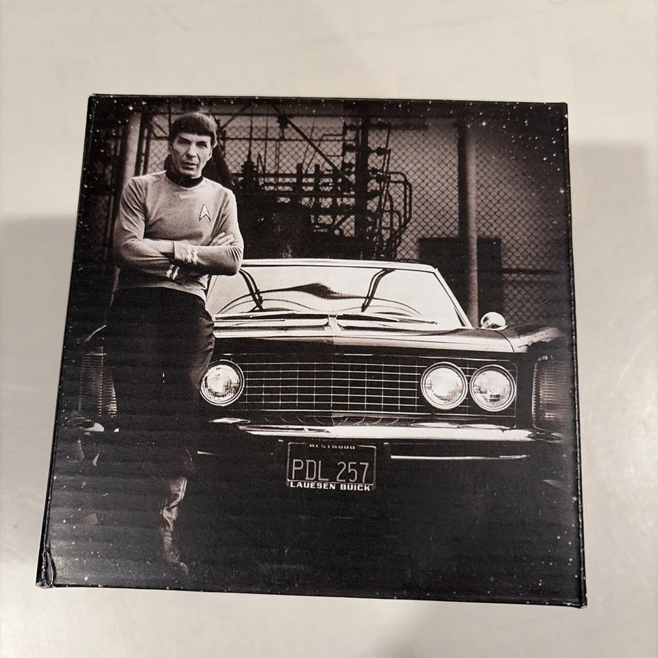 Buick Riviera 1964 Mattel Star Trek Spock Hot Wheels 2016 SDCC exclusivo Foto 2 de 4