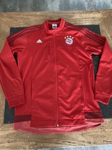 Veste Adidas Bayern de Munich Taille Large comme Neuve