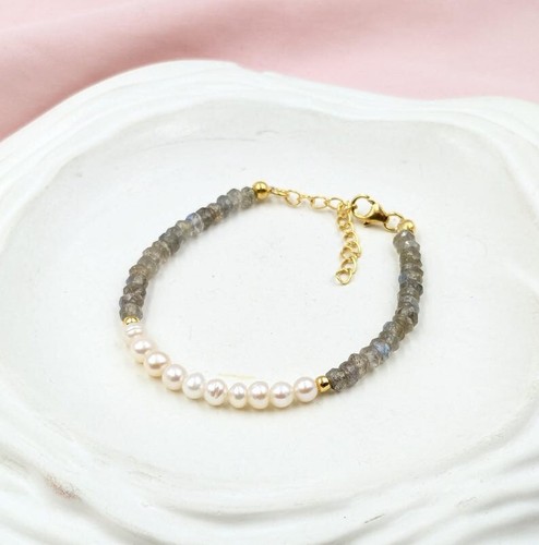 White Pearl & Labradorite 2 Multi Faceted Rondelle Gemstone Beaded Bracelet 6-8" - Picture 6 of 12