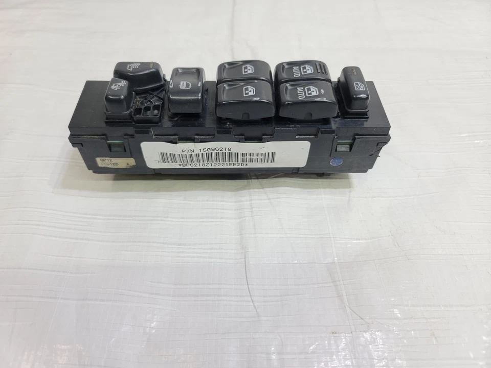 2006-2009 GMC Envoy Front Left Driver Master Power Window Switch OEM 15096218 - Image 4 of 4