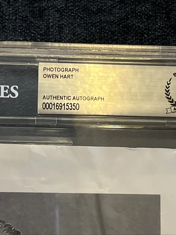 Owen Hart ~  Signed Autographed WWF 8x10 Promo Photo ~ Beckett BAS Slabbed WWE - Image 3 of 4