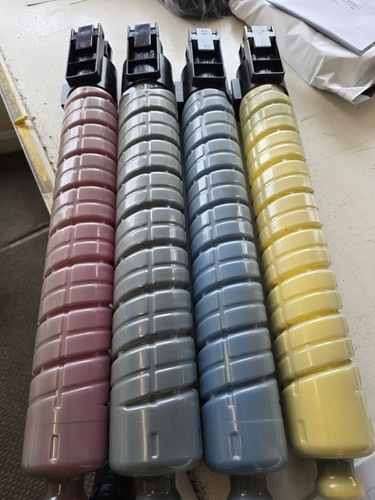 Gebrauchte MPC3502 Toner ca. 30% Rest schwarz/gelb/blau/rosa 4er Set