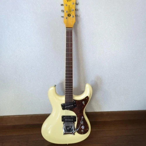Mozurite Mark 1965 Reissue Electric Guitar Pearl White USA with Case Non-Workin