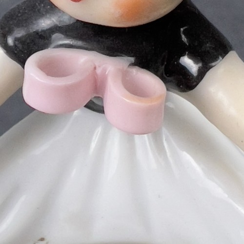 Vintage Figural Girl Planter Pink Bow Open Apron RARE - Picture 7 of 16