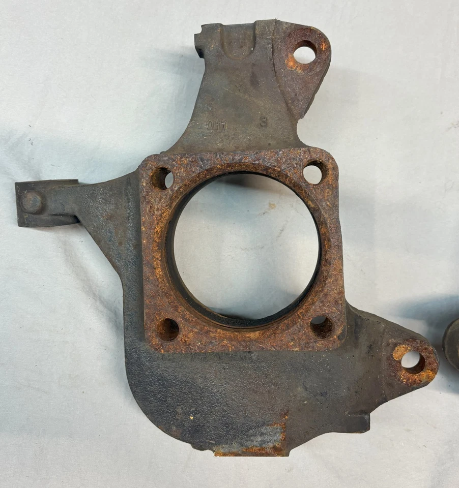 99-07 Chevy/GMC 2500 Juego de husillo de dirección delantera izquierda y derecha 15110011 12 Foto 4 de 4