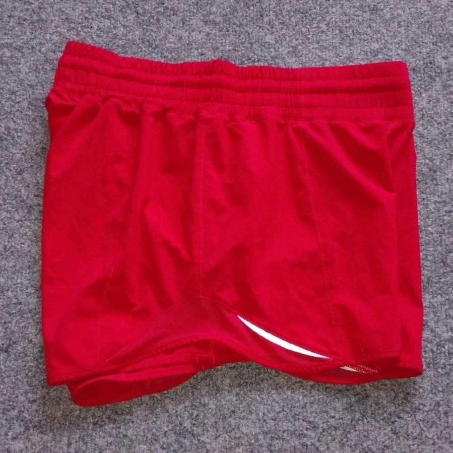 Pantalón Corto LULULEMON Hotty Hot Tiro Alto 4" Sin Forro Rojo Oscuro Talla 10  Foto 3 de 4