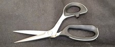 Kai Premium 8" Professional Dressmaker  Scissors Shears 7205 7000 Series