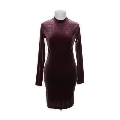 Bershka, Kleid, Größe: M, Lila, Elasthan/Polyester, Einfarbig, Samt, Damen #gwQ