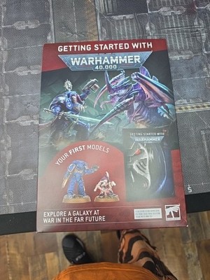Warhammer 40,000: Getting Started with Warhammer 40,000 10th Ed GW 40-06   