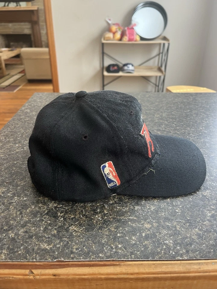 Sombrero trasero a presión vintage años 90 Sports Specialties Chicago Bulls. Foto 2 de 4