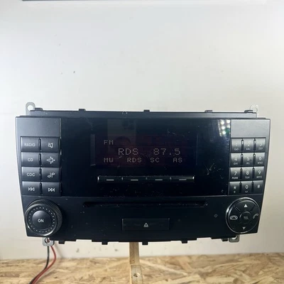 2004 MERCEDES C CLASS W203 STEREO RADIO CD PLAYER HEAD UNIT A2038705089 Working - Image 1 of 4