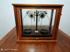 Griffin & George Microid Chemist/Laboratory Scales & Weights In Glass Cabinet