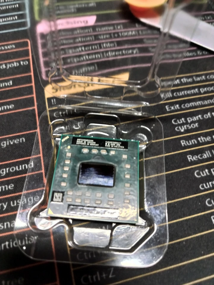 Athlon II P320 CPU Processor AMP320SGR22GM 2.1 GHz 1600 MHz Socket laptop - Immagine 2 di 4