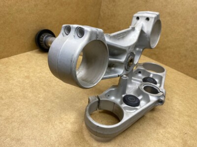 KTM 690 Duke SM 07-11 Bottom triple clamp fork 75001031032