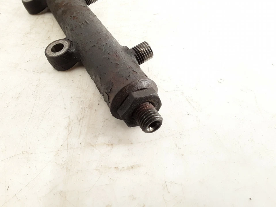 Peugeot 607 2006 LHD 2.7HDi 150kW Kraftstoffschiene Hauptrohr Schlauch — 第 4/4 张图片