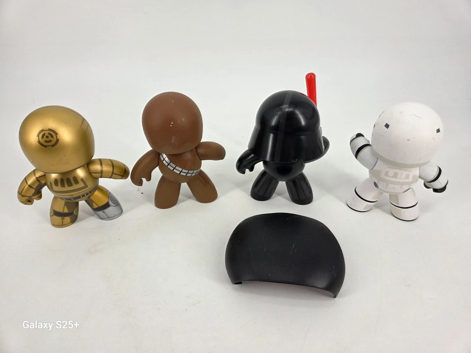 Lote de 4 juguetes Mighty Muggs Star Wars CP3O Chewbacca Darth Vader Storm Tooper Foto 3 de 3