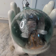 Vintage Clear Glass Diorama Xmas Ball Ornamen...