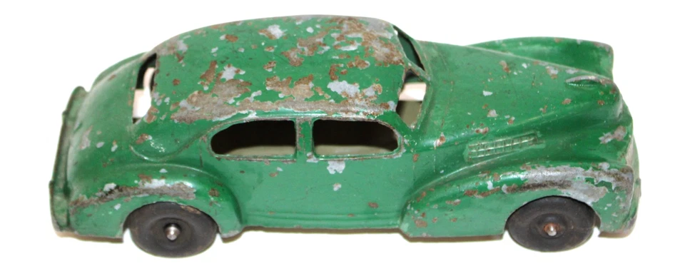 Cadillac Taxi Hubley Diecast 1941 verde 7" con chasis de hojalata años 40 original Foto 4 de 4