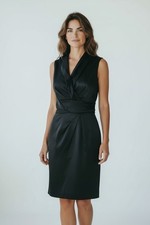 White House Black Market Women’s Size 6 Sleeveless V Neck Black Evening Dress