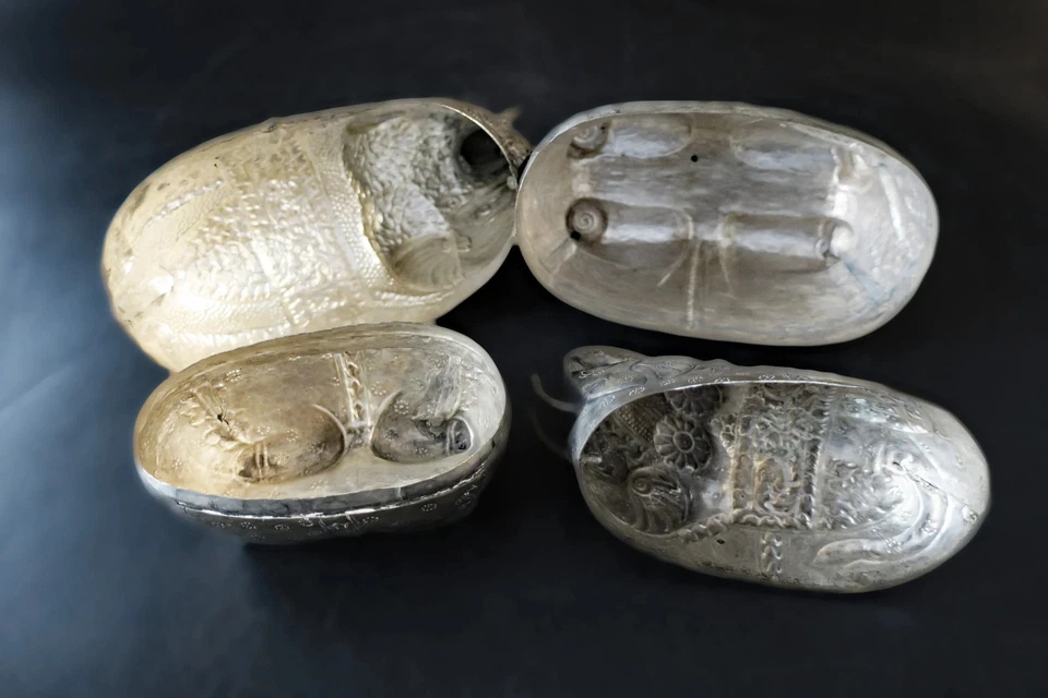 Antigua pareja de elefantes jemeres de plata camboyanos con caja de betel Foto 3 de 4