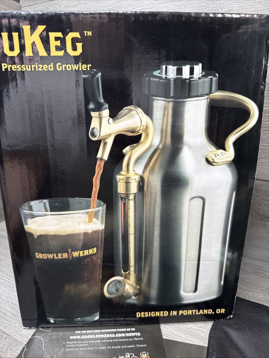GrowlerWerks uKeg 64oz Stainless Steel Pressurized Beer Growler