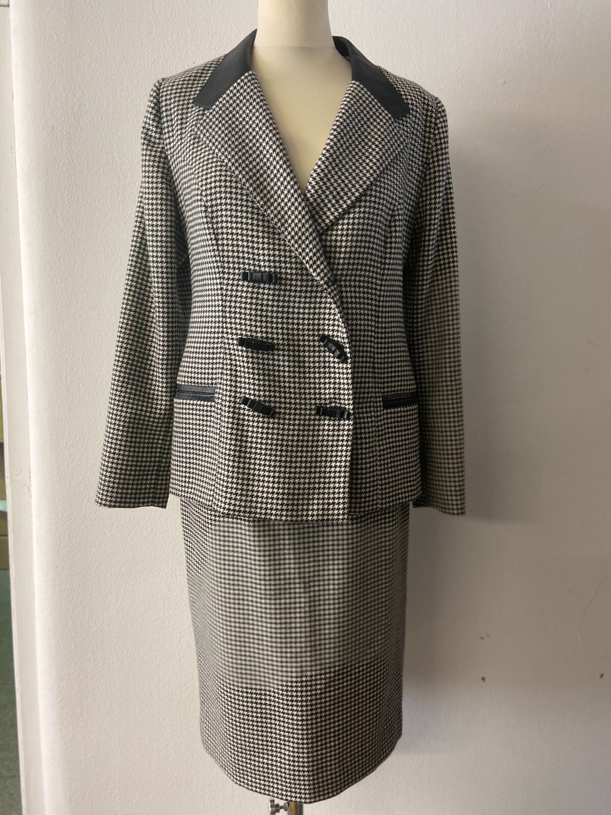 Conjunto de falda de pata de gallo vintage con adornos de cuero | Traje retro...