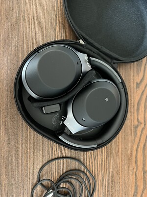 Sony WH-1000xm2 Noise Cancelling Headphones