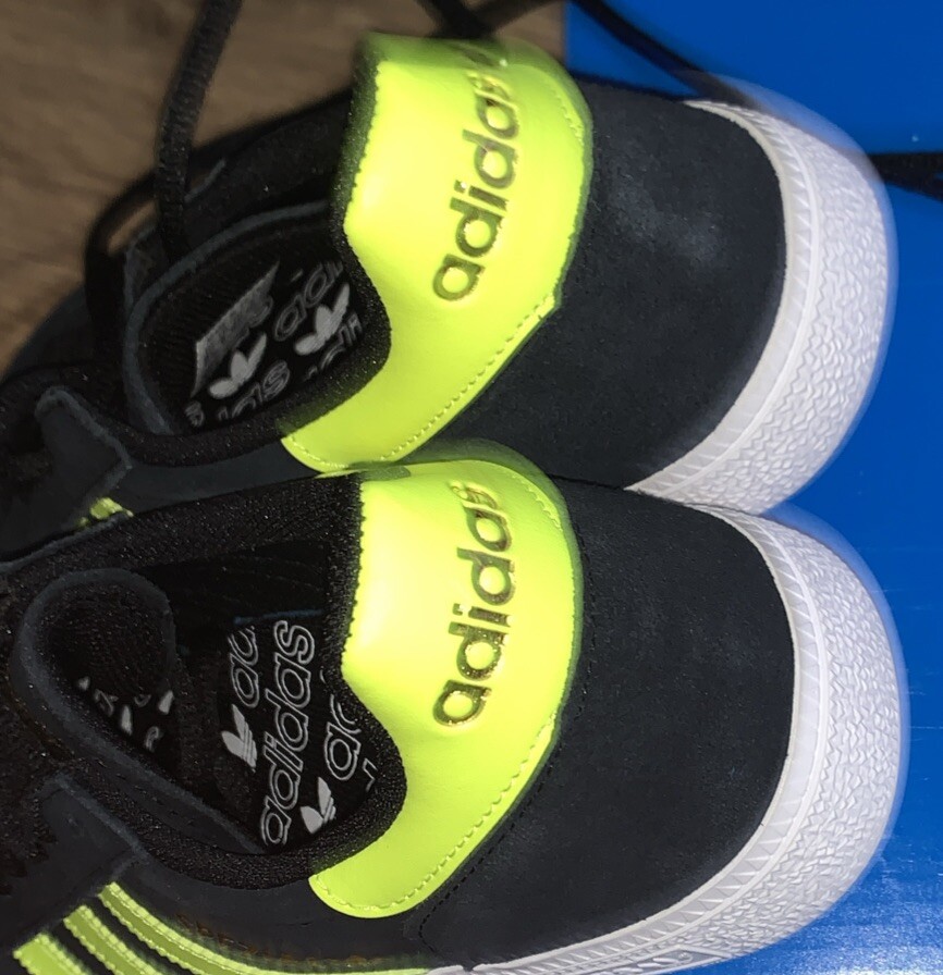 adidas Originals Handball Spezial Mens Trainers U.K. 8 Box No Lid RARE 2021 image 7