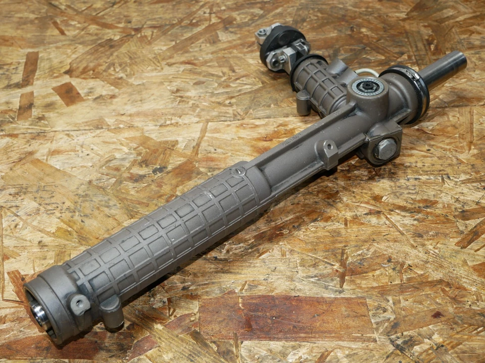 Servo piñón portaequipajes de dirección hidráulica OEM BMW E46 #4 Foto 3 de 4