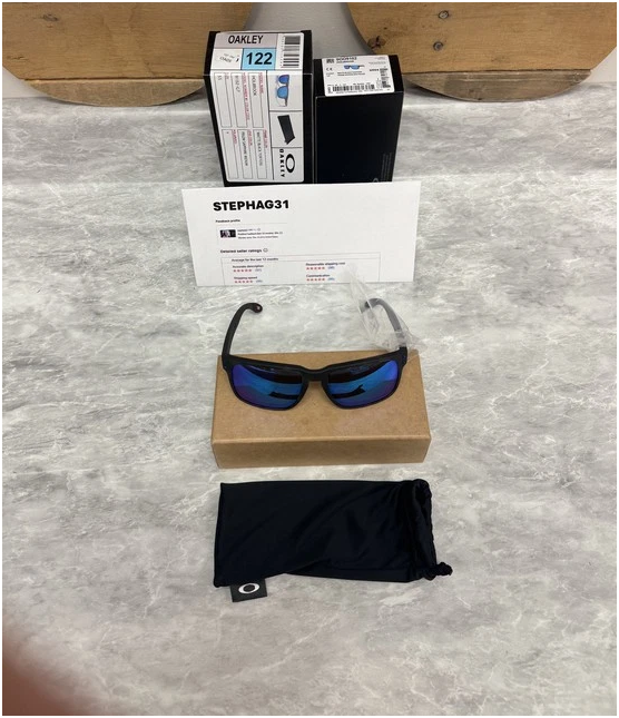 Oakley Holbrook OO9102-G755 137mm Square Sunglasses with Oakley Holbrook OO9102-G755 137mm Square Sunglasses with