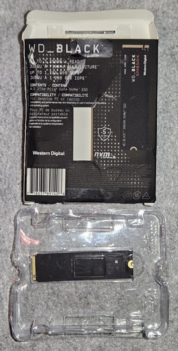 WD_BLACK SN850X 2TB NVMe SSD M.2 2280 PCIe 4th Gen Up to 7,300 MB/s WDS200T2X0E