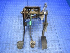 99-04 Ford Mustang Mt Manual Brake Clutch Pedal Manual Assembly Yr33-2450-ca 221 99-04 Ford Mustang Mt Manual Brake Clutch Pedal Manual Assembly Yr33-2450-ca 221
