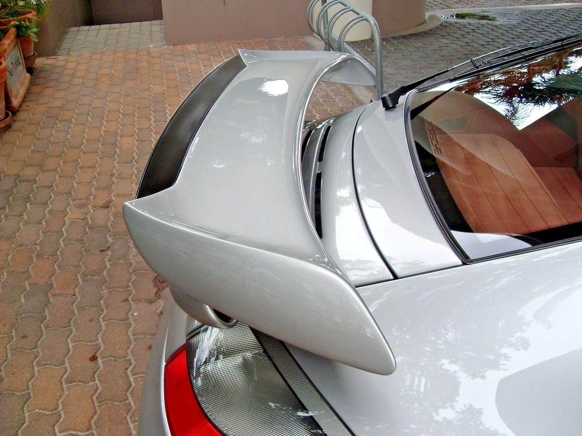 Porsche 911 996 Turbo 997 Turbo GT2 style rear Decklid Wing 2001