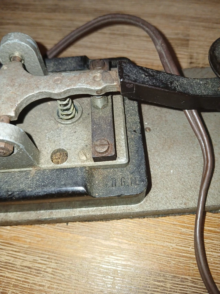 German Junker telegraph morse hand key, D.B.G.M. Honnef/Rh - Image 3 of 4