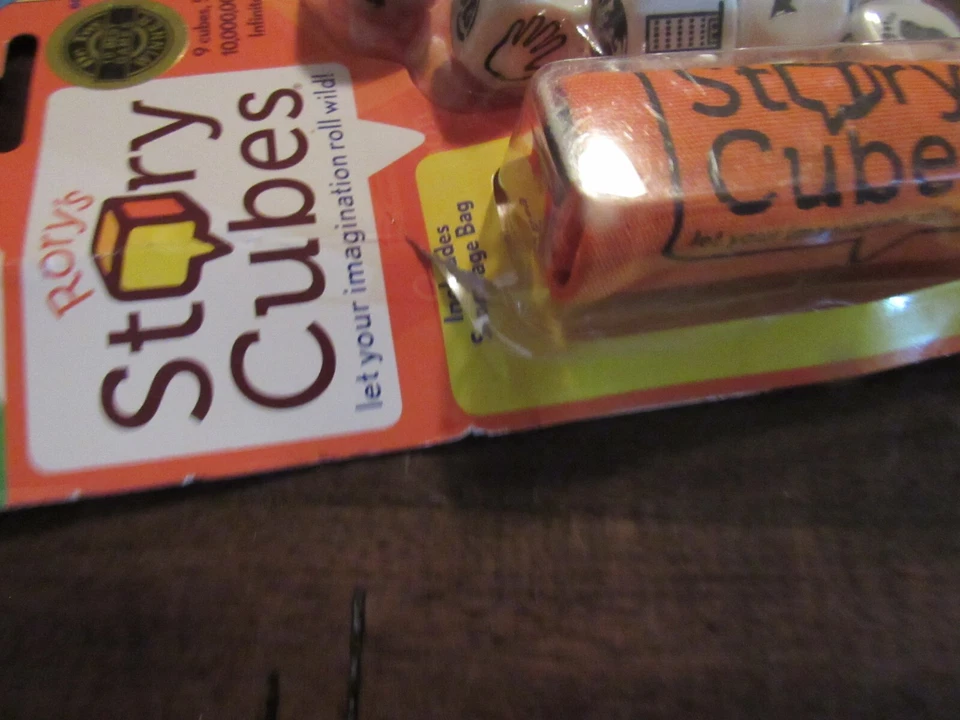 Rory's Story Cubes - GameWright - 2015 - Orange - 9 Story Cubes - Image 4 of 4