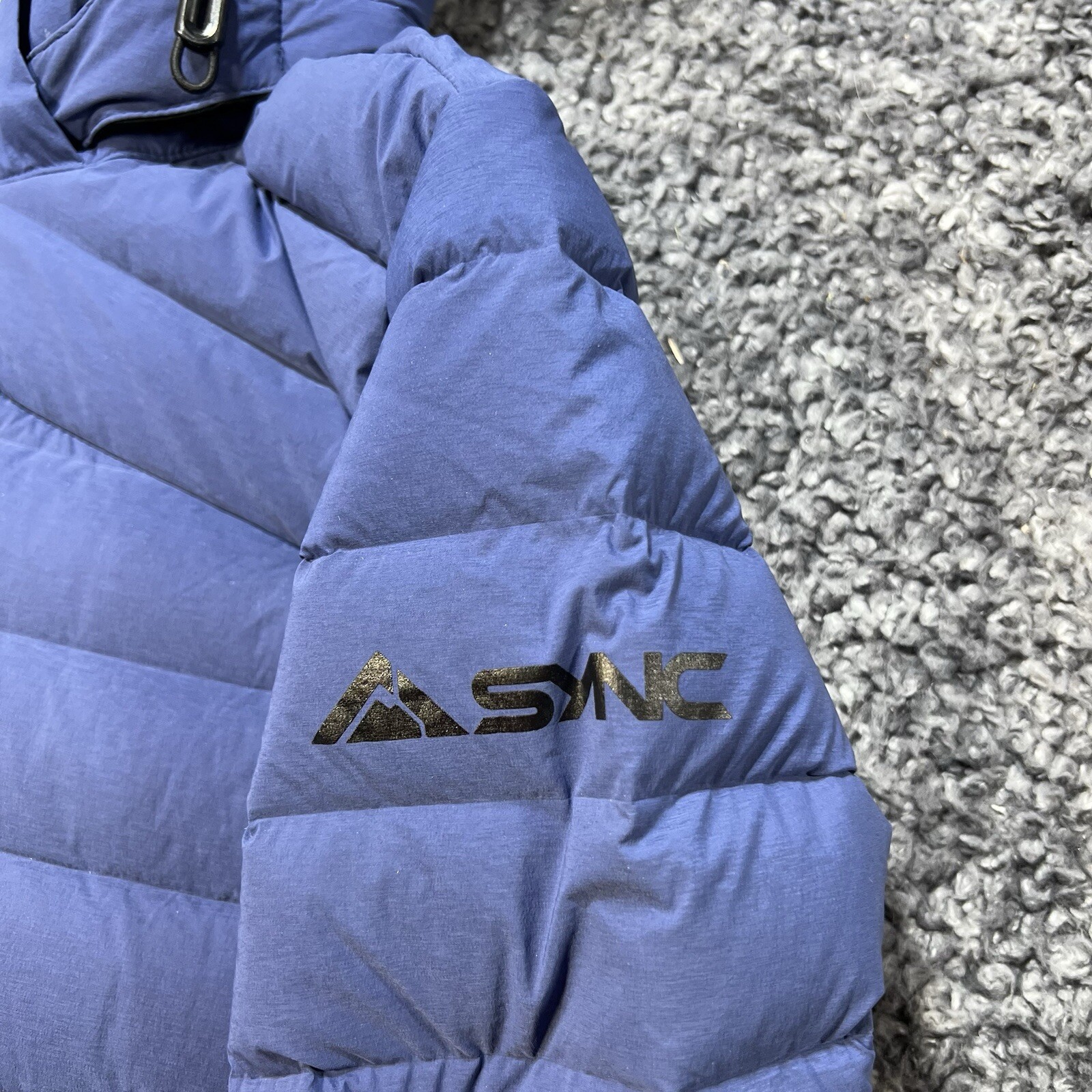SYNC WOMEN'S  SMALL ENGINEERED DOWN JACKET - MAST… - image 3
