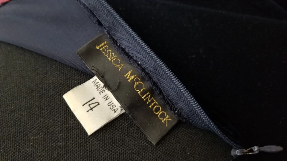 Jessica McClintock Dress, Gown, Full Length, Navy Velvet, Stretch. Size 14 USA - Image 2 of 4