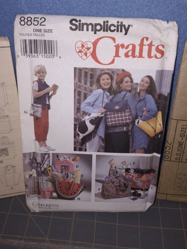 Simplicity 852 Hand Bags in Seven Styles Misses & Girls Backpack Fringe Tote - Picture 2 of 7