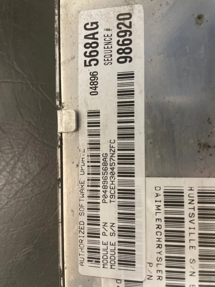 Dodge Charger Chrysler 300C 2006 motor de 5,7 L módulo informático ECM P04606839AD Foto 3 de 4