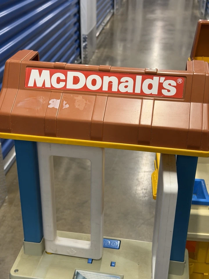 Juego de colección McDonald’s Fisher Price Drive Thru ¡con ACCESORIOS! Foto 3 de 4