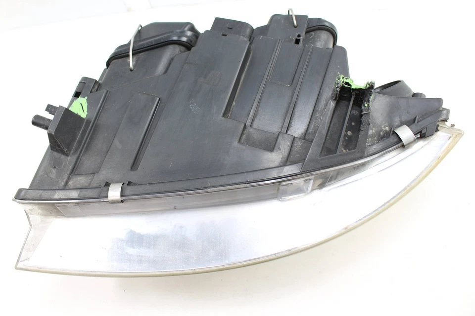 *AS-IS* 2002-2004 AUDI A6 QUATTRO - Right Halogen Headlight / Headlamp - Image 3 of 4