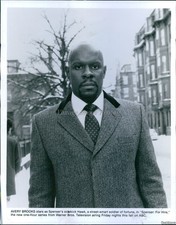 Avery Brooks Spenser'S Sidekick Hawk Spenser For Hire Photo 8X10