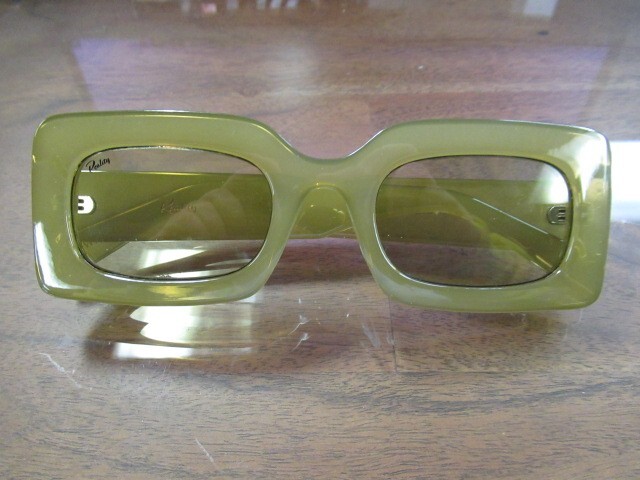 NEW* REALITY Twiggy Sunglasses (SAGE) | eBay display picture 3