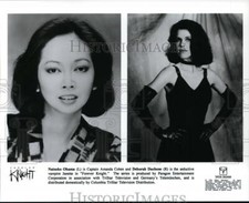 Foto de prensa 1994 Natsuko Ohama y Deborah Duchene en "Forever Knight"