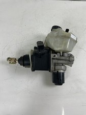 Mercedes Benz W211 E Klasse Bremskraftverstärker Hauptbremszylindre A0004300312