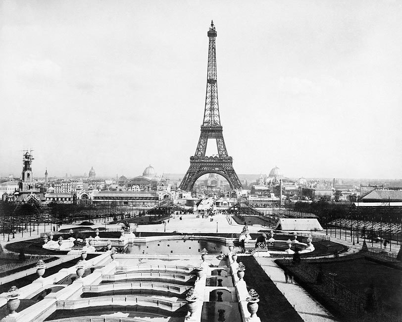 1889 WORLD'S FAIR PARIS EXPOSITION EIFFEL TOWER 8x10 GLOSSY PHOTO