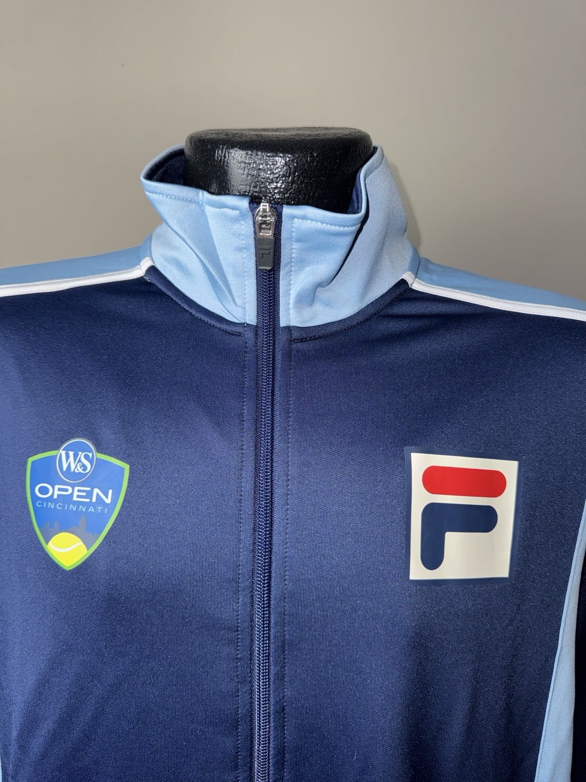 Giacca riscaldante tennis uomo FILA Cincinnati aperta full zip blu navy nuova senza etichetta media