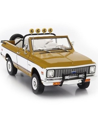 1971 CHEVROLET BLAZER K5 OFFROAD OCHRE /WHITE PANELS 1:18 SCALE BY ACME A1807713