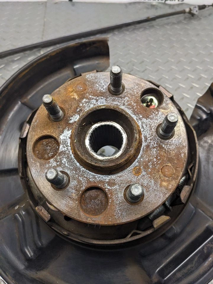 Driver Left Rear Knuckle/Stub Fits 98-05 LEXUS GS300 1176521 - Image 3 of 4