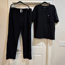 Figs Men’s Technical Collection Scrub Set black pants XXL tall, top XXL